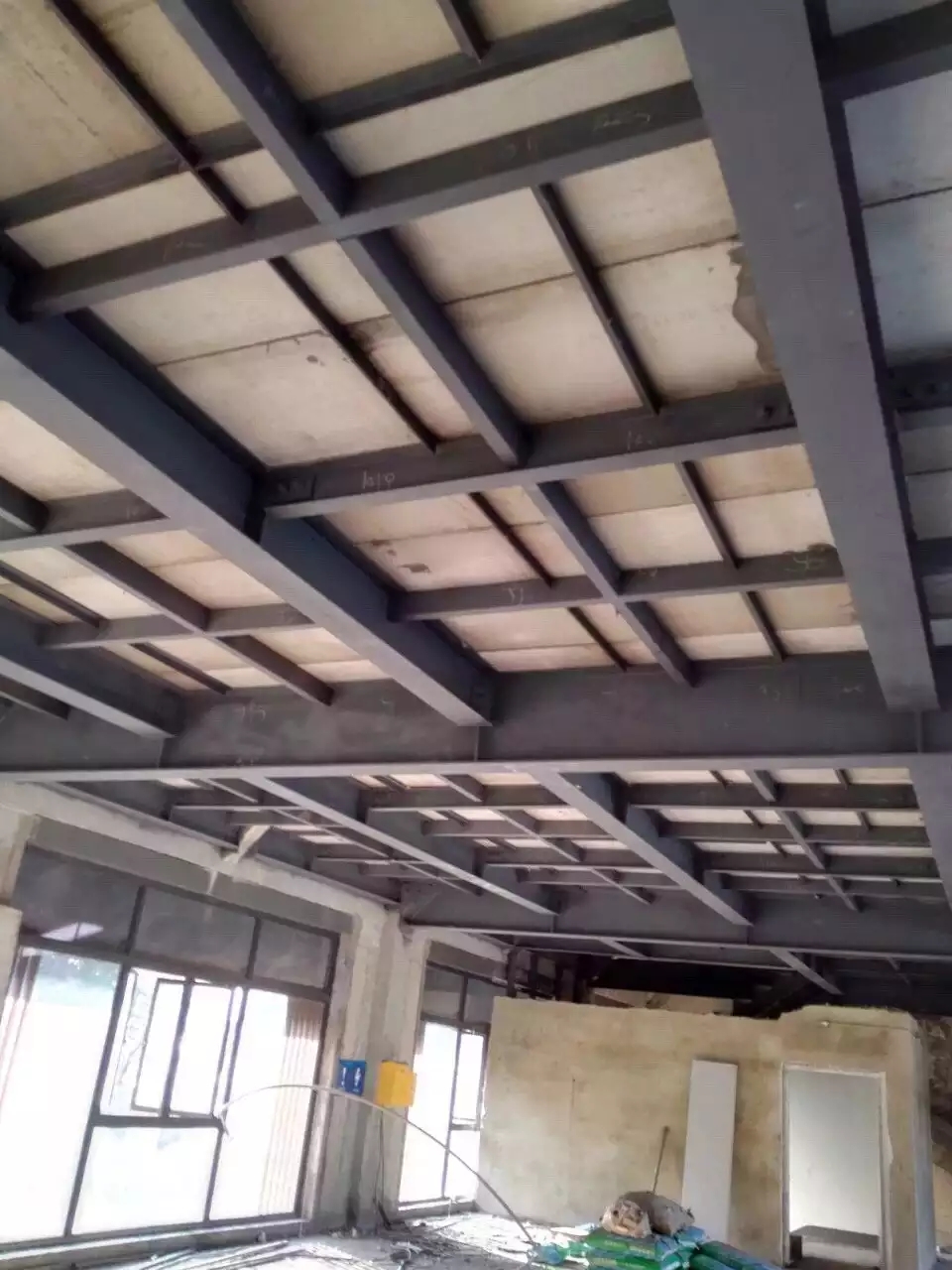 乌兰厂家：蒸压砂加气混凝土墙板（ALC板）生产制造安装流程大全